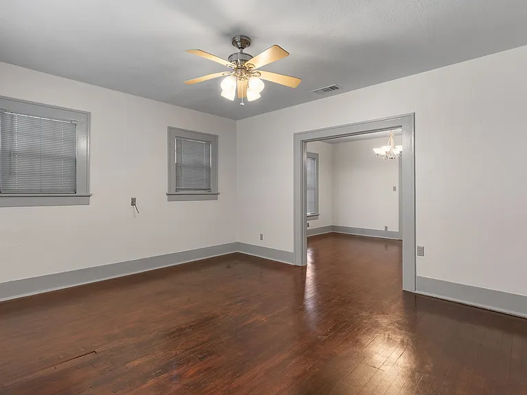 2811 Lawrence Rd — Photo 15