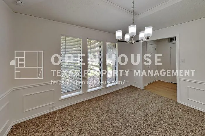 3213 Sugarbush Dr — Photo 8