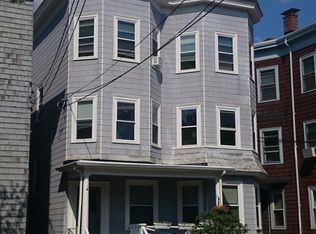 162 Chestnut St, Brookline, MA 02445