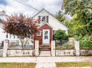130 Erastus St, Providence, RI 02908