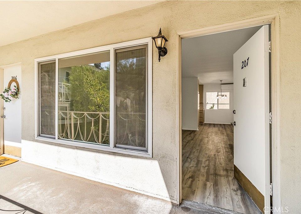 1st image of 315 N Louise St Unit 207