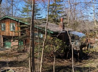 21 Glen Cove Rd, Andover, NJ 07821