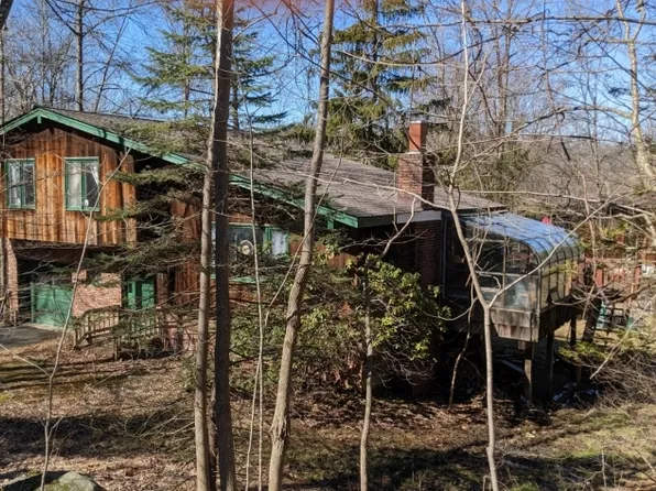 21 Glen Cove Rd, Byram Twp., NJ 07821