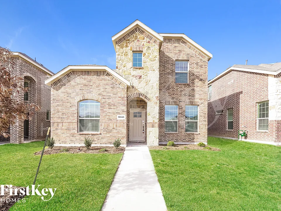 10045 Elkhorn Dr