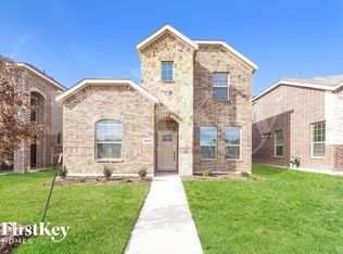 10045 Elkhorn Dr, Fort Worth, TX 76036