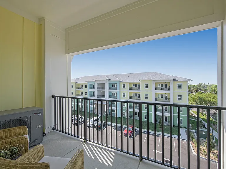 Grand Oak Apartments — Photo 37