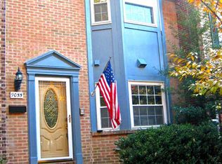 9055 Giltinan Ct, Springfield, VA 22153