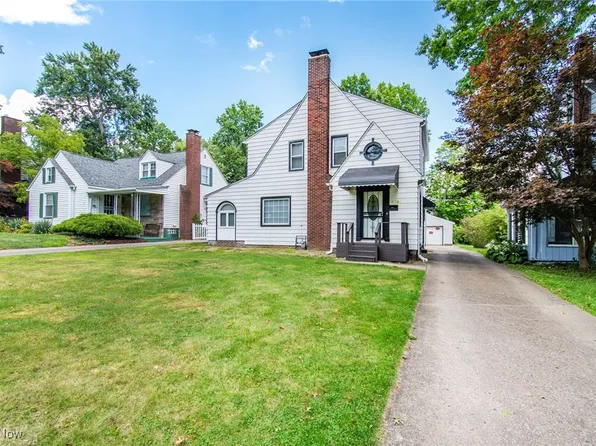 4021 Howard St, Youngstown, OH 44512