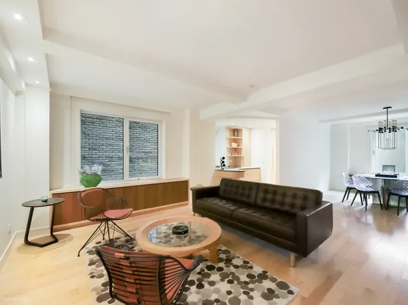 227 East 57th Street image 3 of 13