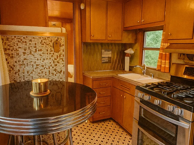3800 Clawson Rd — Photo 6