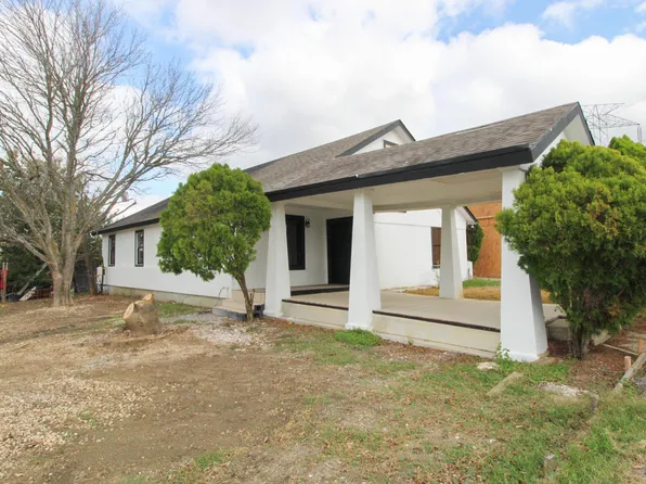 8102 N Us Highway 183, Lockhart, TX 78644