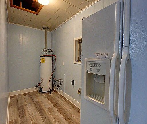 Wash Room 5ft x 12ft 9in
