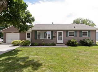 1003 18th St SW, Cedar Rapids, IA 52404