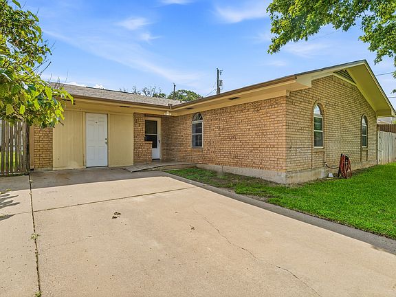 3rd image of 231 Choctaw Dr