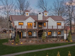 1224 Hangar Dr, Springfield, TN 37172