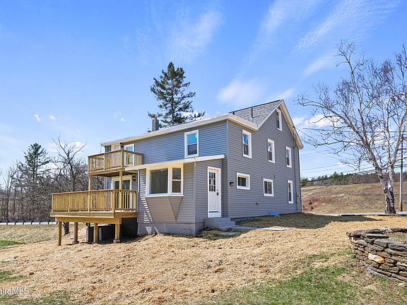3rd image of 738 River Rd