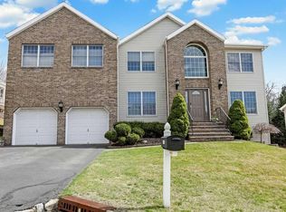 111 Point View Pkwy, Wayne, NJ 07470