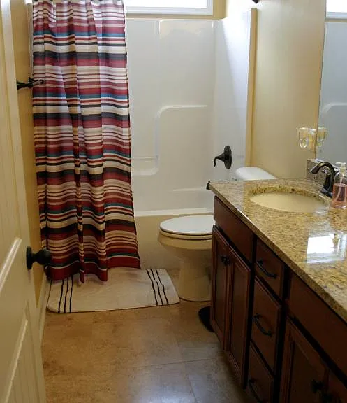 505 Capstone Dr — Photo 18
