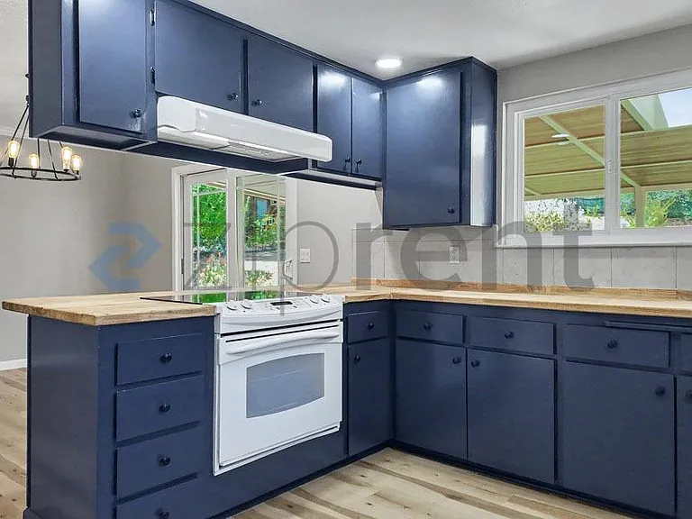 17068 Vintage Dr — Photo 33