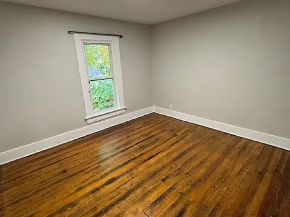 1014 Huffman St, Fort Wayne, IN 46808