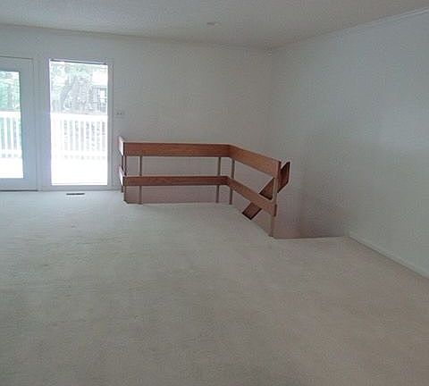 4th image of 5215 Windridge Dr