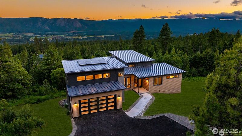 3rd image of 1721 Forest Ridge (Lot 23) Drive