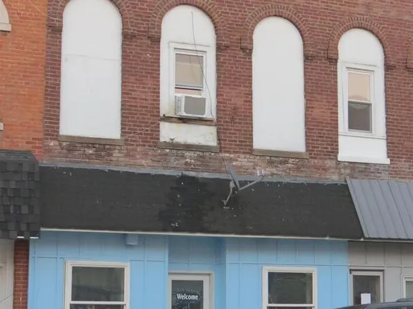 12 N Division St, Du Quoin, IL 62832