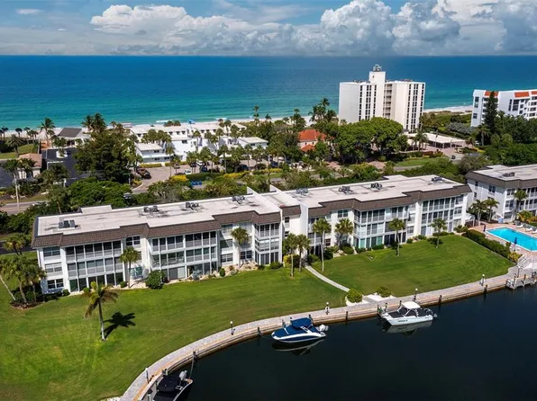 4350 Chatham Dr Unit 105, Longboat Key, FL 34228