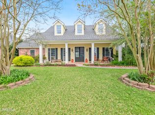 114 Westfield Dr, Lafayette, LA 70503