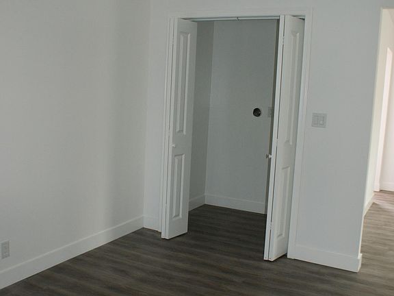 4th image of 6341 Milton Ave APT A
