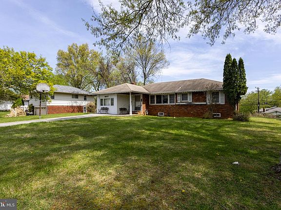 2nd image of 6607 Baythorne Rd