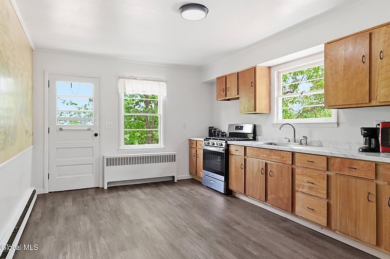 3rd image of 121 Pearson Road