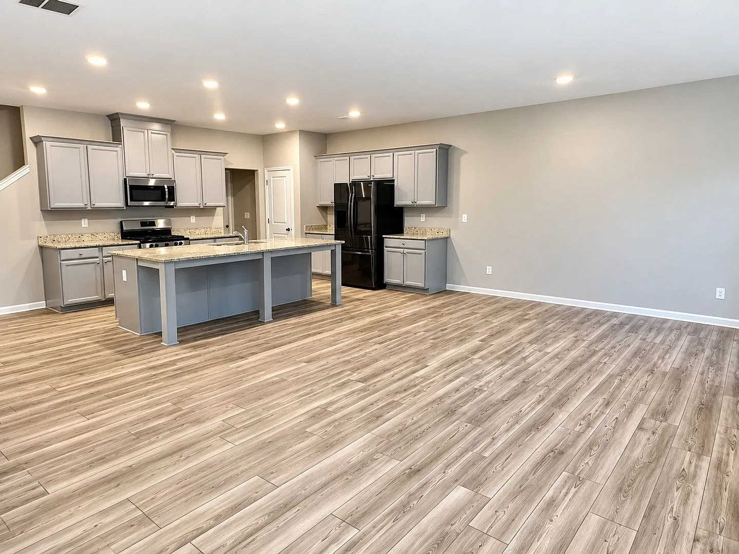 Charming 3BR Townhome in Marietta — Photo 4