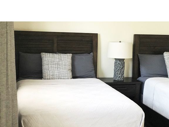 2710 bedroom