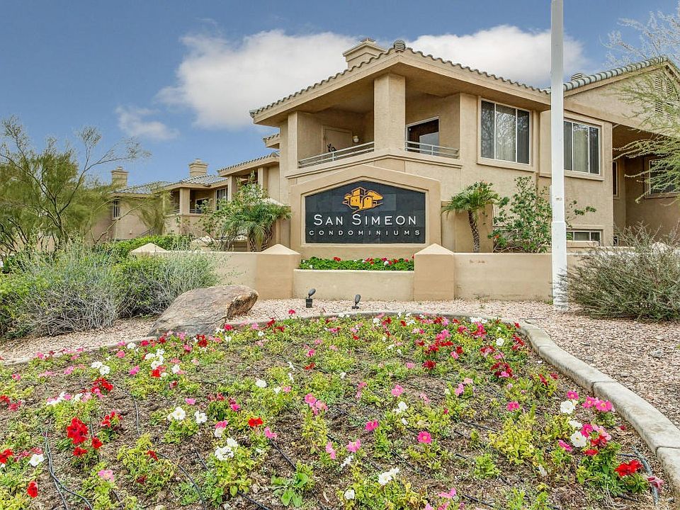 Entrance to community