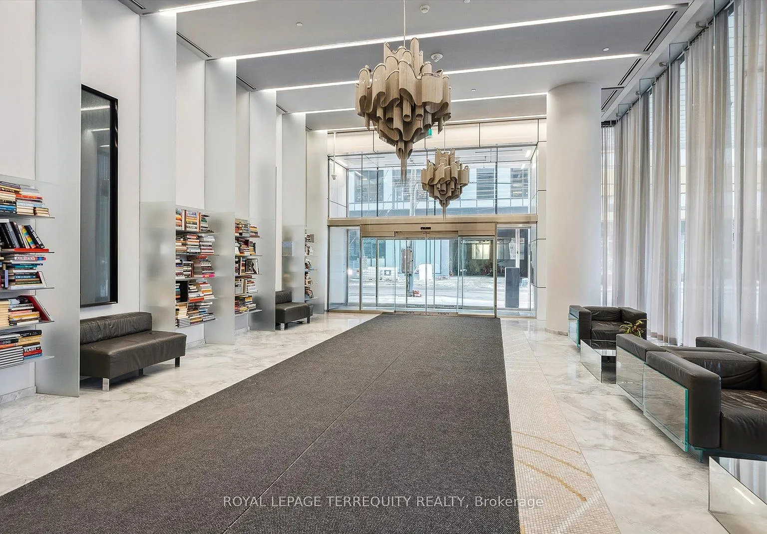 Art Shoppe Condos — Photo 4