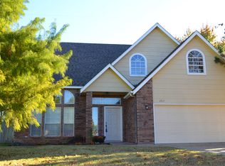 2517 S Narcissus Ave, Broken Arrow, OK 74012