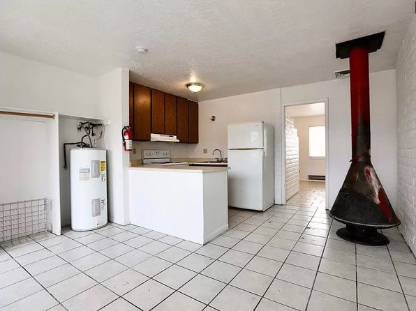 558 Jane St NE APT D