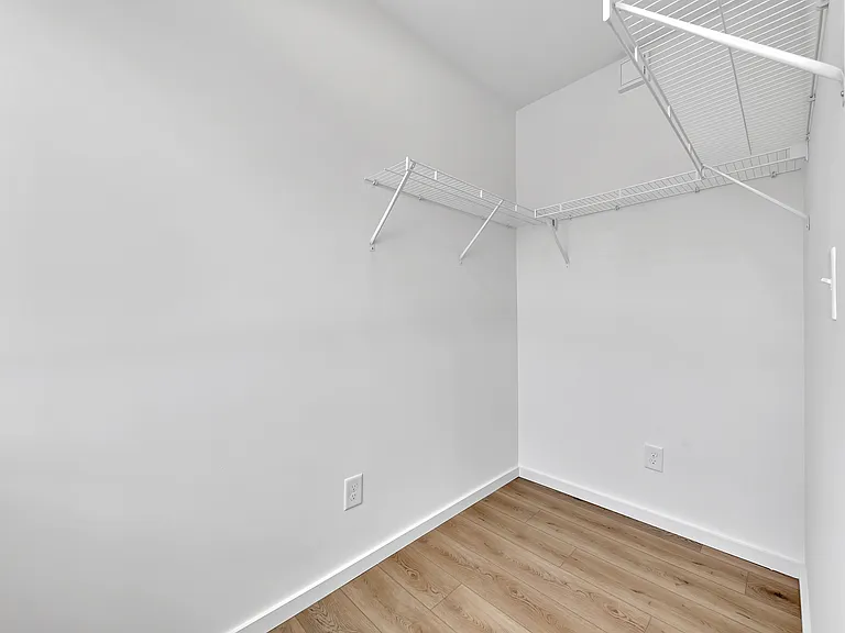 1602 N Central St — Photo 10