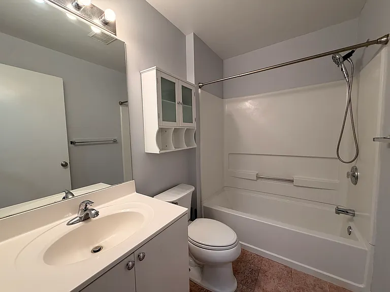 1635 King Ct — Photo 11