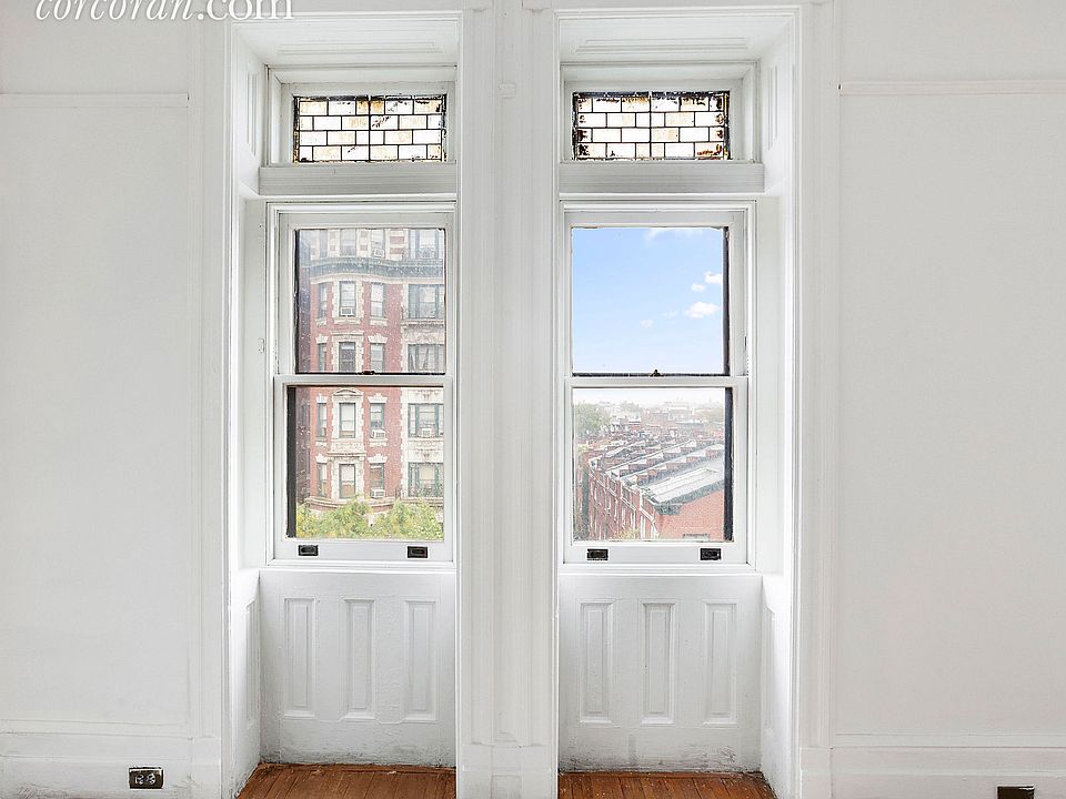 2nd image of 398 Washington Ave