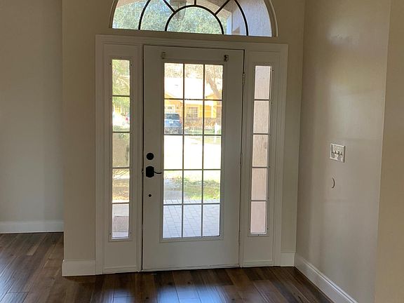 3rd image of 820 High Pionte Cir