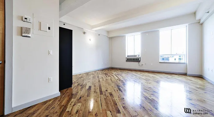 Rented by Batra Group Inc | media 17