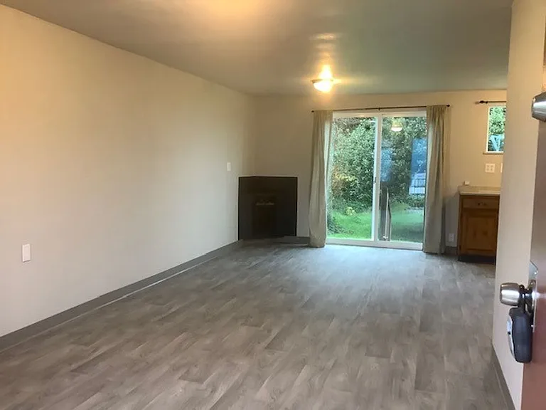 234 S Mill St — Photo 3
