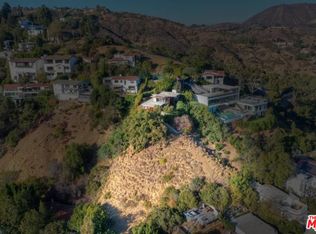 6904 Los Tilos Rd, Los Angeles, CA 90068