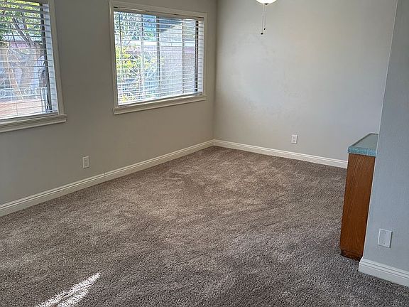 3rd image of 24035 Ocean Ave APT 37
