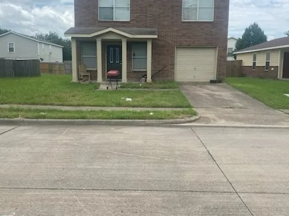 260 Ariel Ln, Wilmer, TX 75172