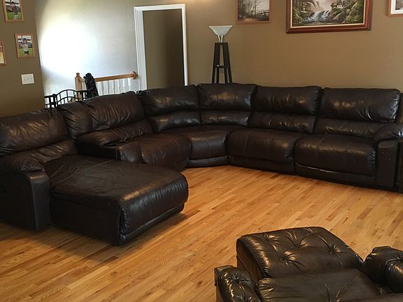 3rd image of 231 Elaine Dr