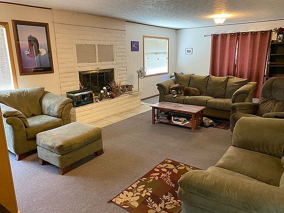 Family/Living room 
