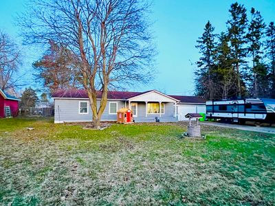 323 S C St, Cheboygan, MI, 49721